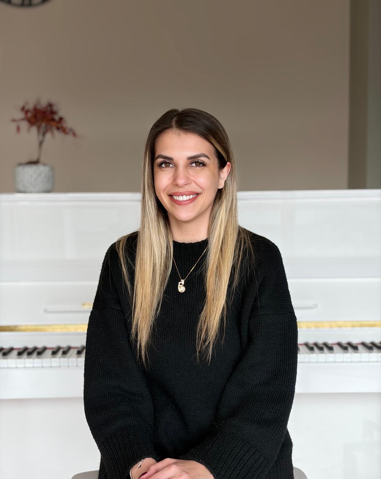 Ataşehir Piyano Öğretmeni Selen Demirel, Maya Müzik Okulu Kurucusu
