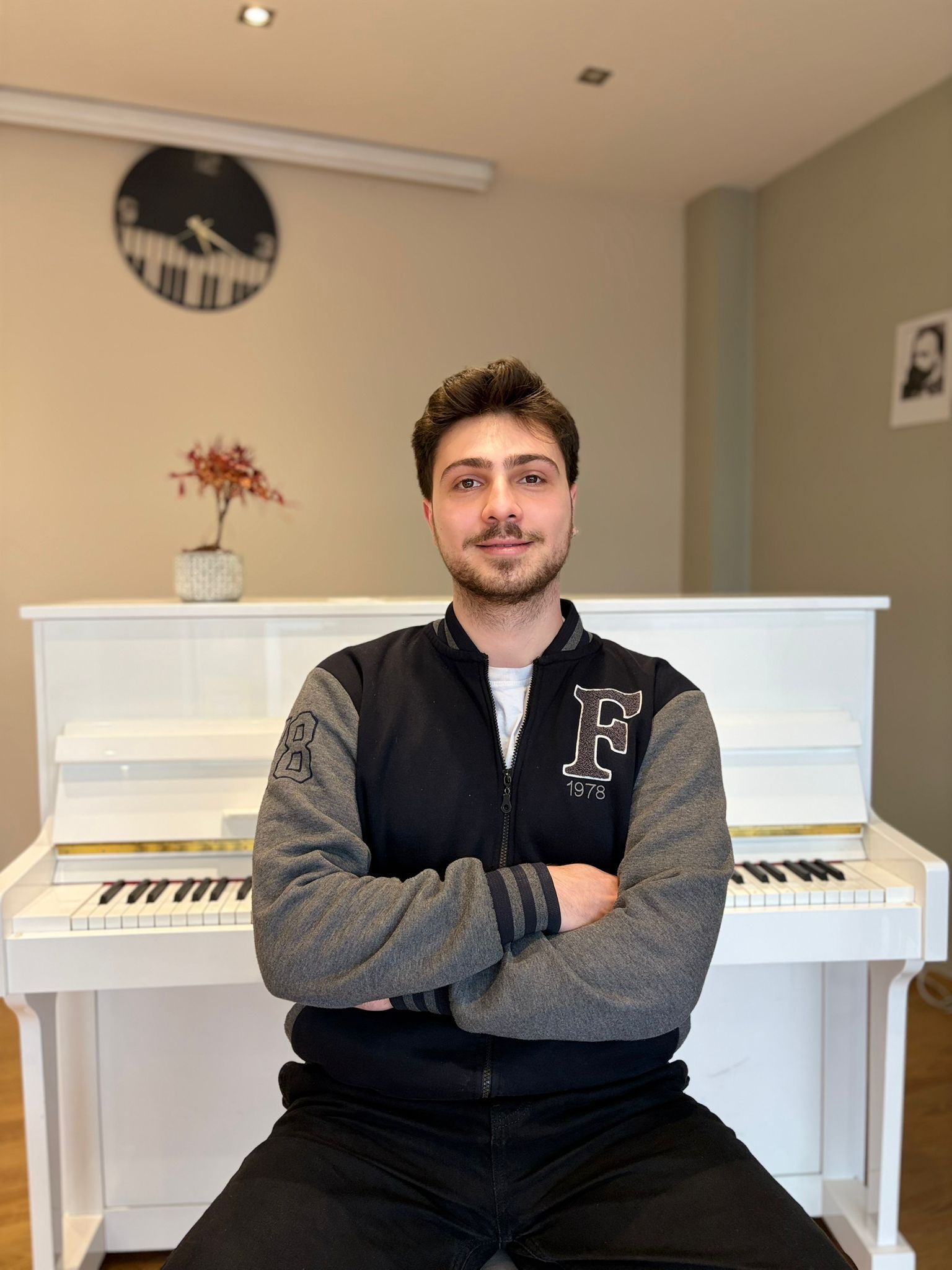 Ataşehir Gitar Öğretmeni Cem Çağan Kaya